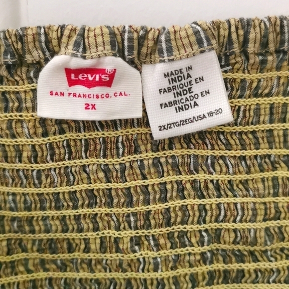 NWOT Levi's plaid peasant Bohemian blouse. Size 2X - Picture 5 of 6